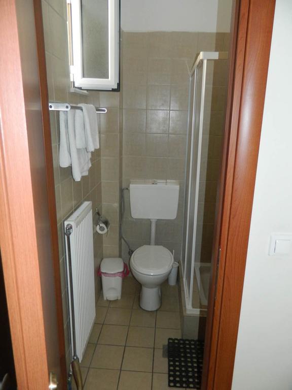 Peridromos Hotel Livadeia Room photo