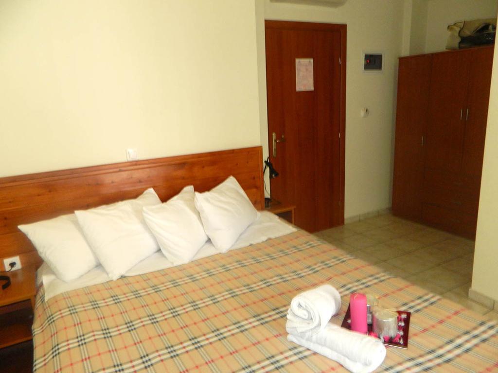 Peridromos Hotel Livadeia Room photo